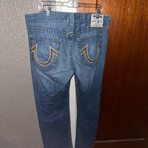 Men’s True Religion Jeans Waist Size 38 Slim Straight